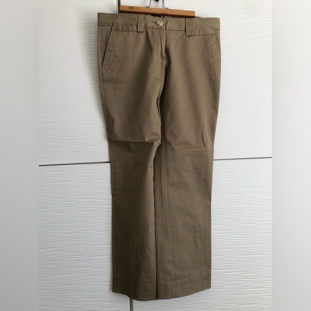 D&G Khaki Trousers with Mother of Pearl Buttons Size IT 42